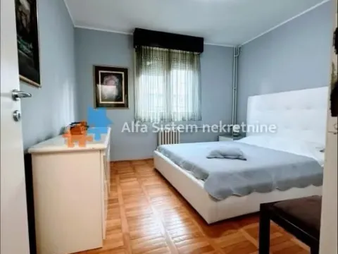 Izdavanje, dvosoban stan, 58m², Kalenić Pijaca, Vračar Sve Podlokacije - image 13