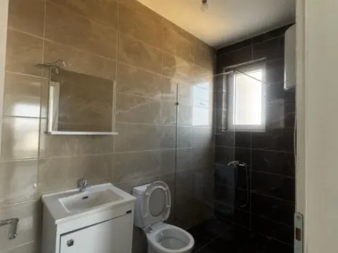 Prodaja, jednosoban stan, 47m², Ulcinj, Crna Gora - image 4