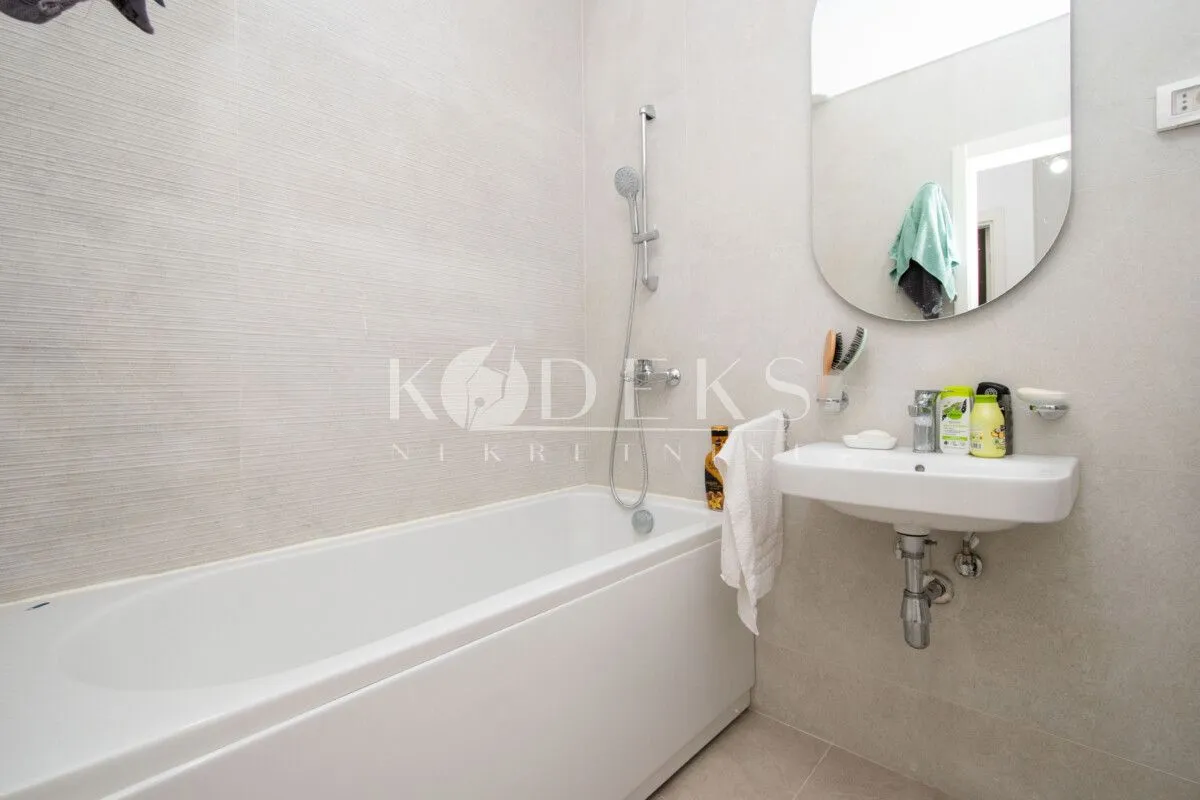 Rent, one bedroom apartment, 42m², Stari Aerodrom, Podgorica
