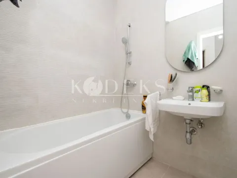 Rent, one bedroom apartment, 42m², Stari Aerodrom, Podgorica - image 5