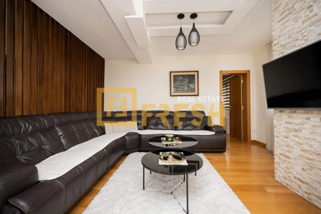 Prodaja, četvorosoban stan, 154m², Zabjelo, Podgorica