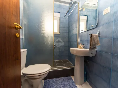 Sale, two bedroom apartment, 72m², Momišići, Podgorica - image 8