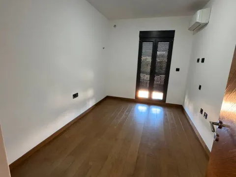 Rent, two bedroom apartment, 72m², Ljubović, Podgorica - image 3