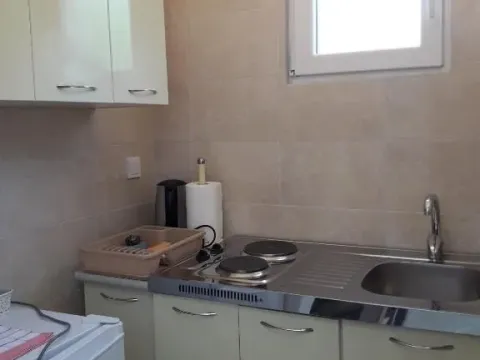 Prodaja, kuća, 179m², Petrovac, Budva - image 16