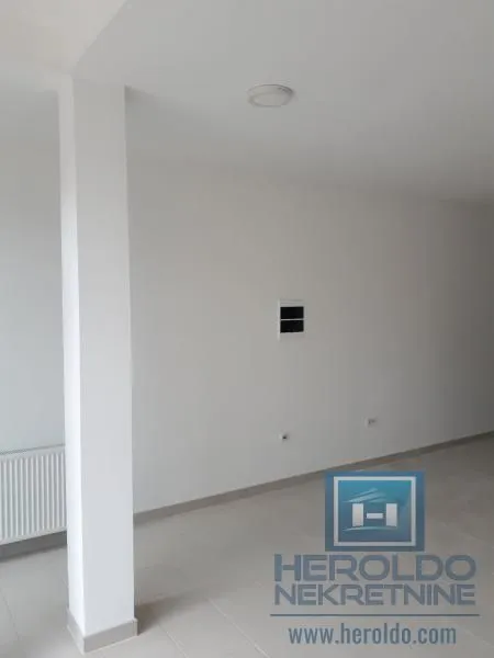 Sale, office space, 75m², Pivara, Jagodina