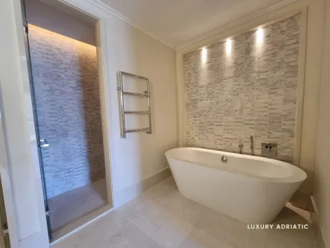 Prodaja, dvosoban stan, 187m², Tivat, Crna Gora - image 14