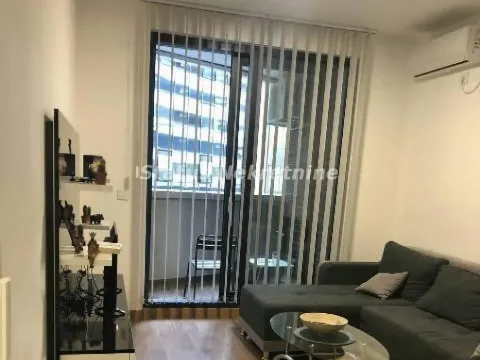 Izdavanje, jednosoban stan, 38m², Centar, Novi Sad