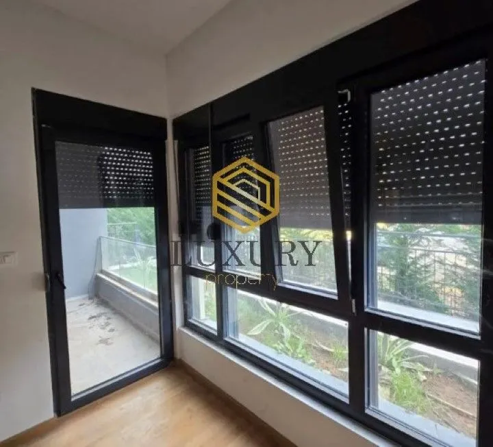 Prodaja, jednosoban stan, 42m², Donja Gorica, Podgorica