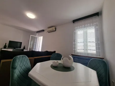 Sale, two bedroom apartment, 56m², Bečići, Budva - image 17