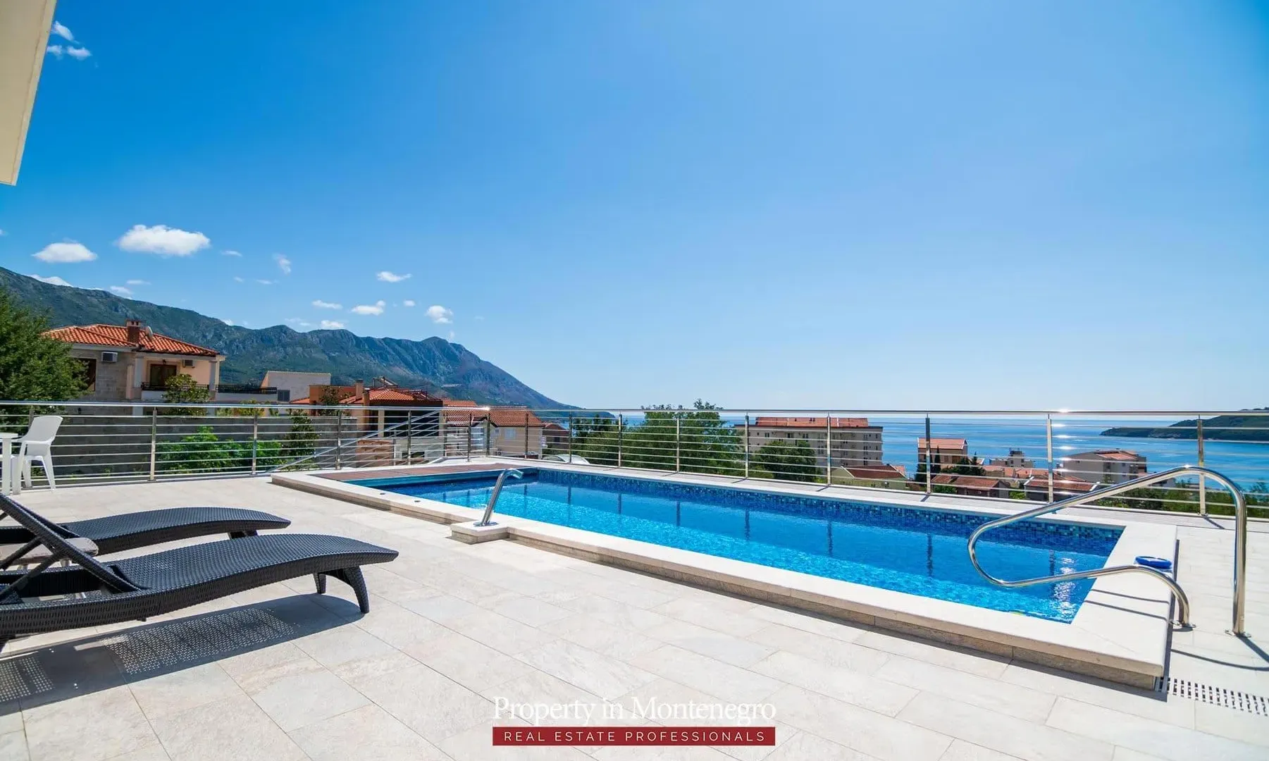 Sale, house, 400m², Bečići, Budva