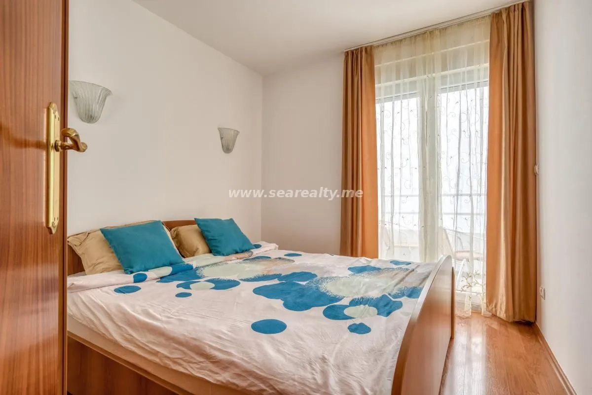 Rent, two bedroom apartment, 45m², Budva, Crna Gora