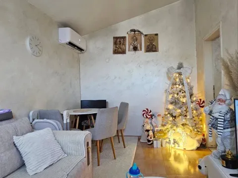 Prodaja, dvosoban stan, 42m², Preko Morače, Podgorica - image 9