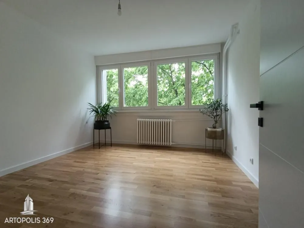 Prodaja, dvosoban stan, 61m², Zemun Sve Podlokacije, Beograd