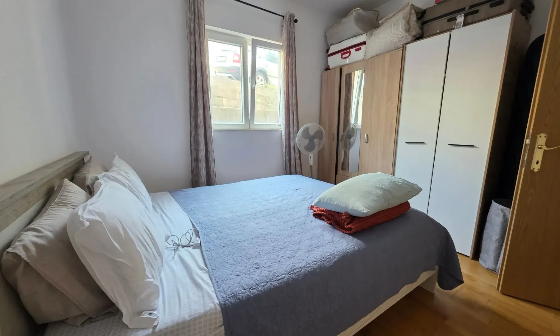 Rent, one bedroom apartment, 47m², Bečići, Budva