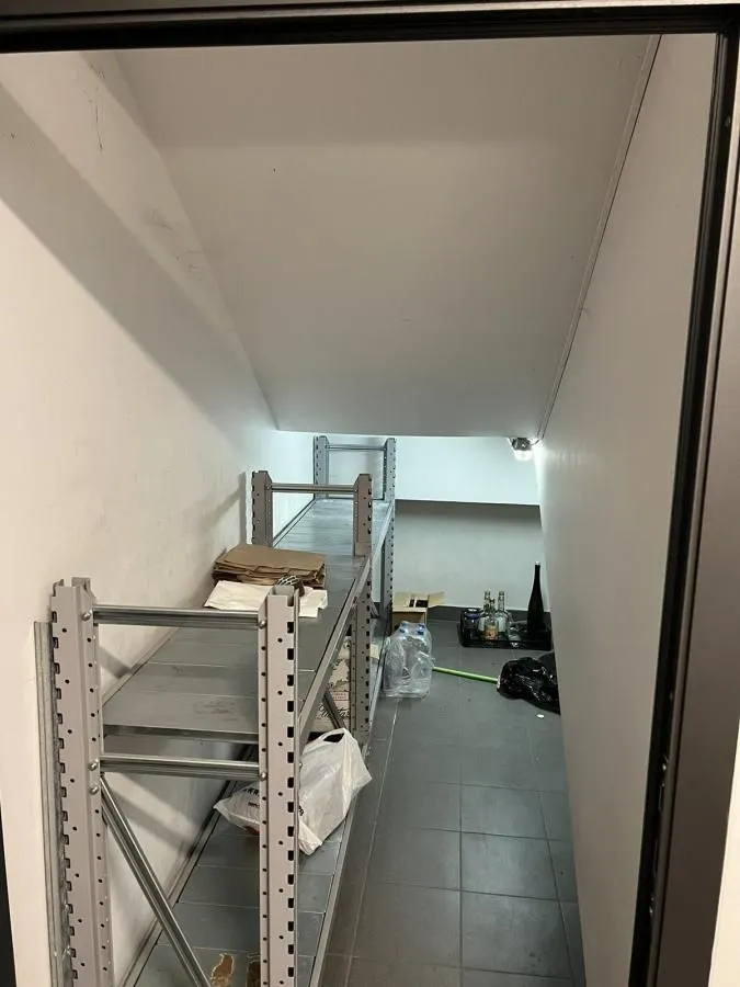 Rent, office space, 300m², Zemun Sve Podlokacije, Beograd