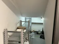 Izdavanje, poslovni prostor, 300m², Zemun Sve Podlokacije, Beograd - image 10