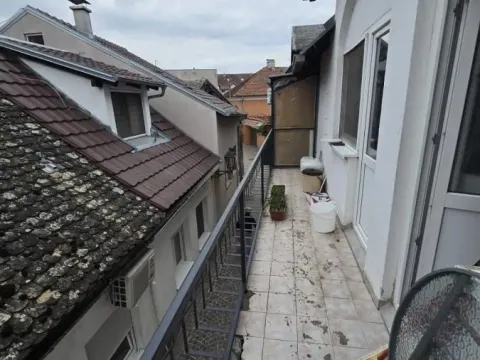 Izdavanje, dvosoban stan, 49m², Podbara, Novi Sad Sve Podlokacije - image 18
