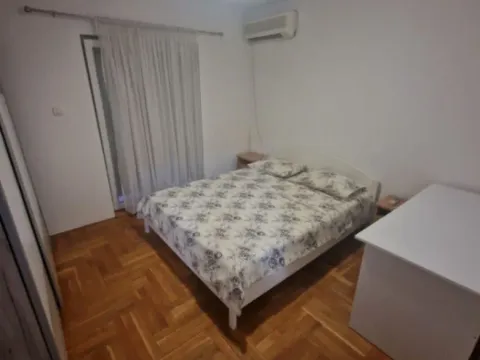 Izdavanje, trosoban stan, 98m², Ljubović, Podgorica - image 3