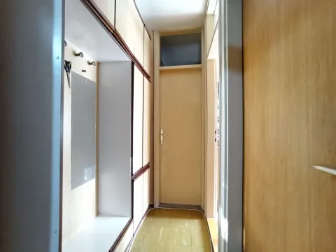 Prodaja, dvosoban stan, 75m², Centar, Podgorica - image 7