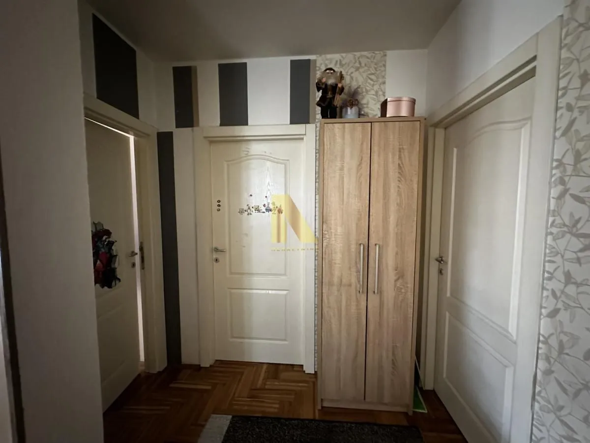 Prodaja, četvorosoban stan, 63m², Veternička rampa, Novi Sad Sve Podlokacije