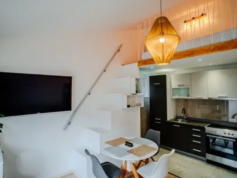 Sale, two bedroom apartment, 50m², Centar, Kotor - image 6