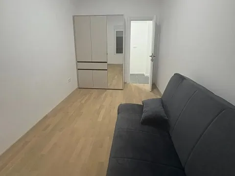 Rent, two bedroom apartment, 79m², Momišići, Podgorica - image 6