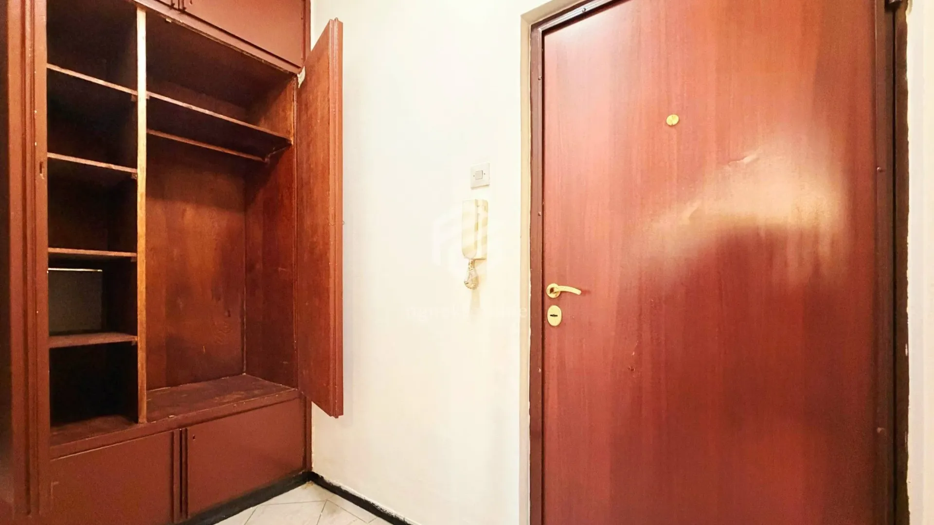 Rent, office space, 25m², Preko Morače, Podgorica