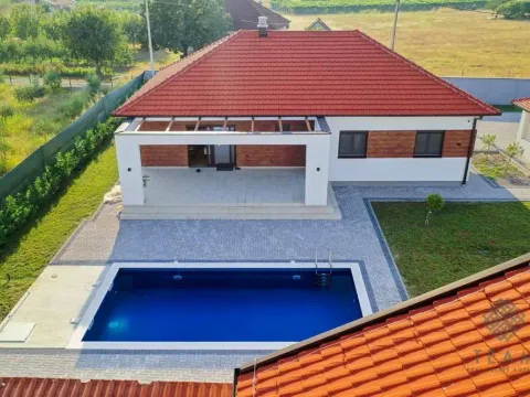 Prodaja, kuća, 200m², Donji Kokoti, Podgorica - image 5