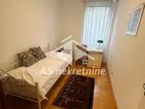 Izdavanje, četvorosoban stan, 117m², Kalenić Pijaca, Vračar Sve Podlokacije - image 11