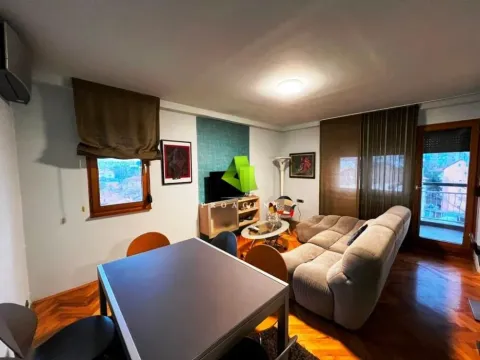 Izdavanje, trosoban stan, 86m², Medijana, Niš - image 14