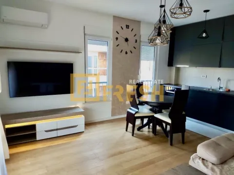 Izdavanje, dvosoban stan, 63m², Drac, Podgorica - image 3