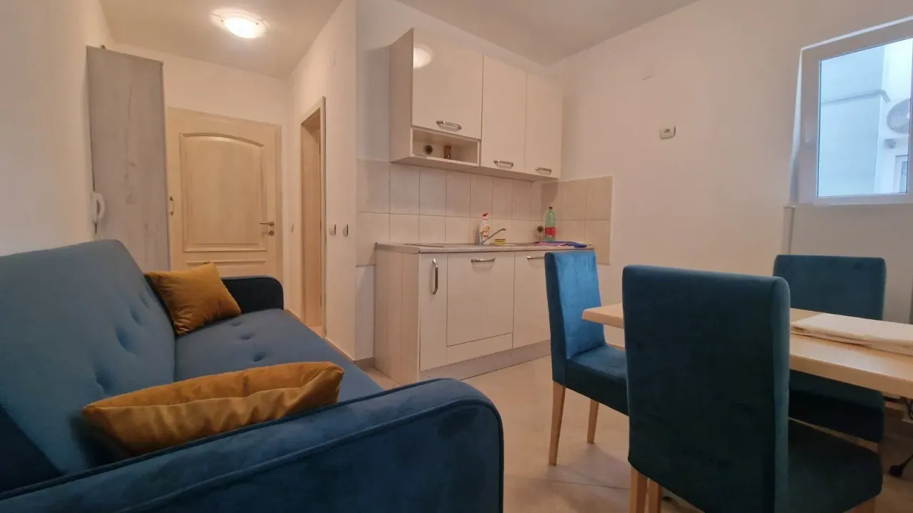 Rent, one bedroom apartment, 30m², Rafailovići, Budva