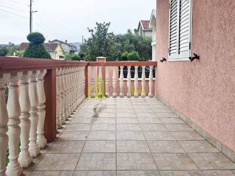 Izdavanje, jednosoban stan, 60m², Vranići, Podgorica - image 7