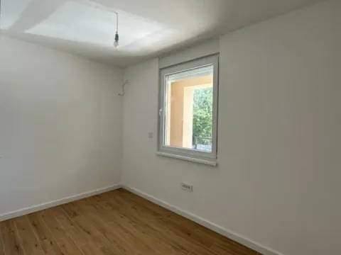 Izdavanje, četvorosoban stan, 83m², Adice, Novi Sad Sve Podlokacije - image 10