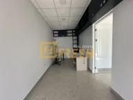 Izdavanje, poslovni prostor, 90m², Stari Aerodrom, Podgorica - image 13
