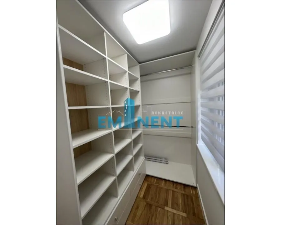 Rent, two bedroom apartment, 55m², Stari Grad, Beograd