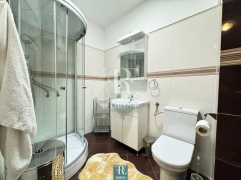 Rent, two bedroom apartment, 76m², Gorica C, Podgorica - image 9