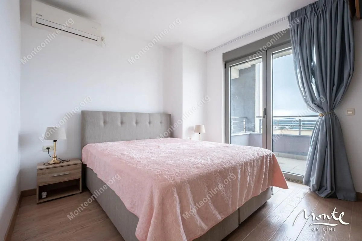 Prodaja, dvosoban stan, 87m², Tivat, Crna Gora