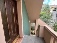 Izdavanje, kuća, 180m², Krašići, Tivat - image 23