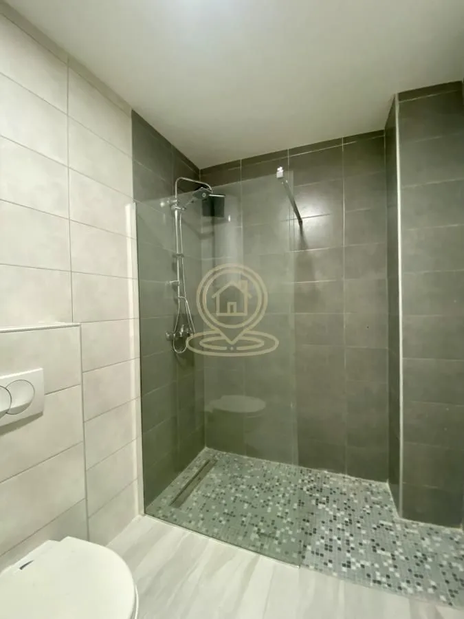 Prodaja, četvorosoban stan, 95m², Crveni Pevac, Niš