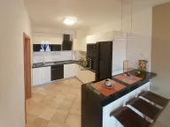 Izdavanje, dvosoban stan, 90m², Centar, Podgorica - image 3