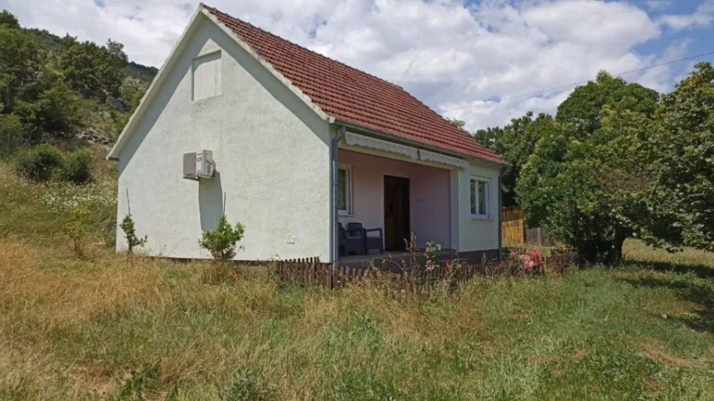 Sale, house, 60m², Frutak, Danilovgrad