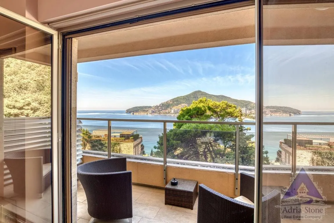 Sale, three bedroom apartment, 167m², Zavala, Budva