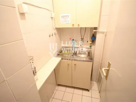 Izdavanje, poslovni prostor, 220m², Centar Sve Podlokacije, Beograd - image 7