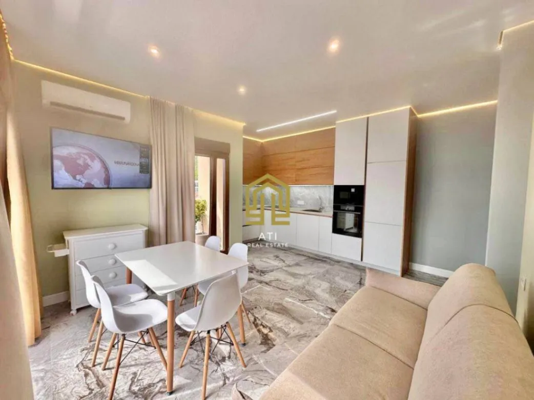 Prodaja, dvosoban stan, 68m², Tivat, Crna Gora