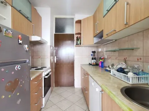 Izdavanje, stan, 66m², Pobrežje, Podgorica - image 4