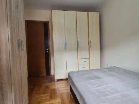 Prodaja, jednosoban stan, 41m², Stari Aerodrom, Podgorica - image 5