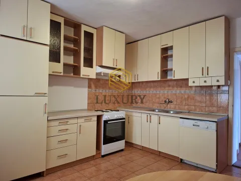 Rent, two bedroom apartment, 92m², Tološi, Podgorica - image 4