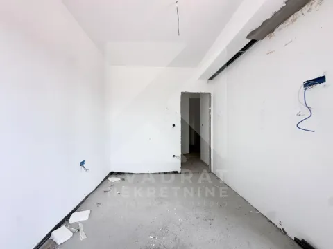Prodaja, dvosoban stan, 70m², Stari Aerodrom, Podgorica - image 5