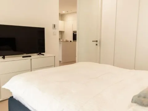 Rent, one bedroom apartment, 58m², Komoševina, Budva - image 4